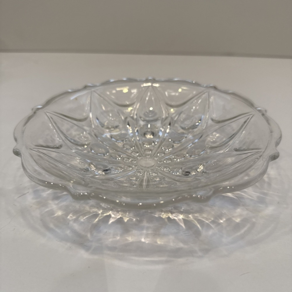 Vintage‎ Anchor Hocking "TEARDROPS & DOTS 920" Clear 7" Glass 3-Footed Bowl